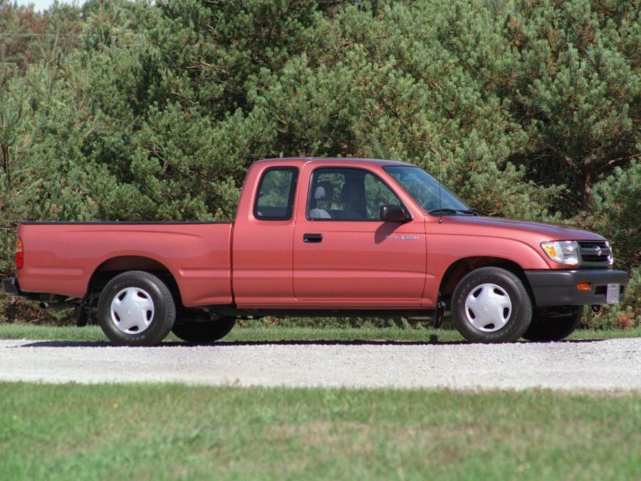 Toyota Tacoma Xtracab 2WD 1998 года  (фото 2 из 9)